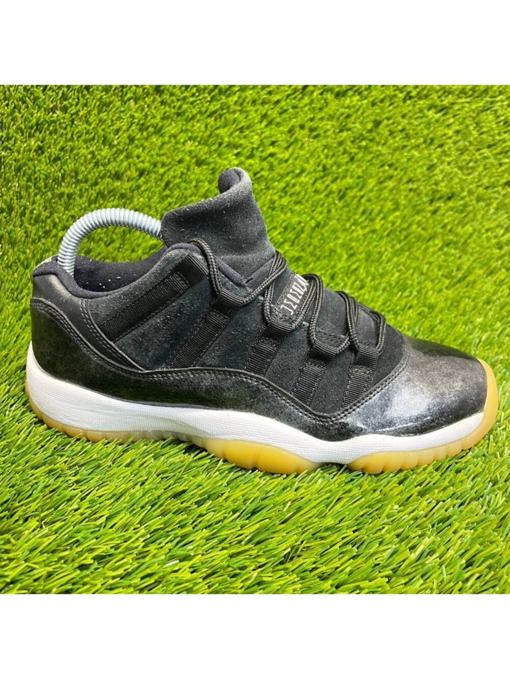 Nike Air Jordan 11 Retro Low Barons Boys Size 6Y Black Basketball Shoes Sneakers